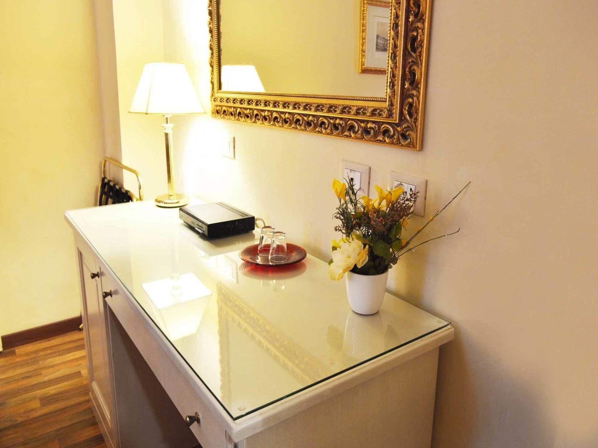 Residenza Domiziano Bed & Breakfast โรม ภายนอก รูปภาพ